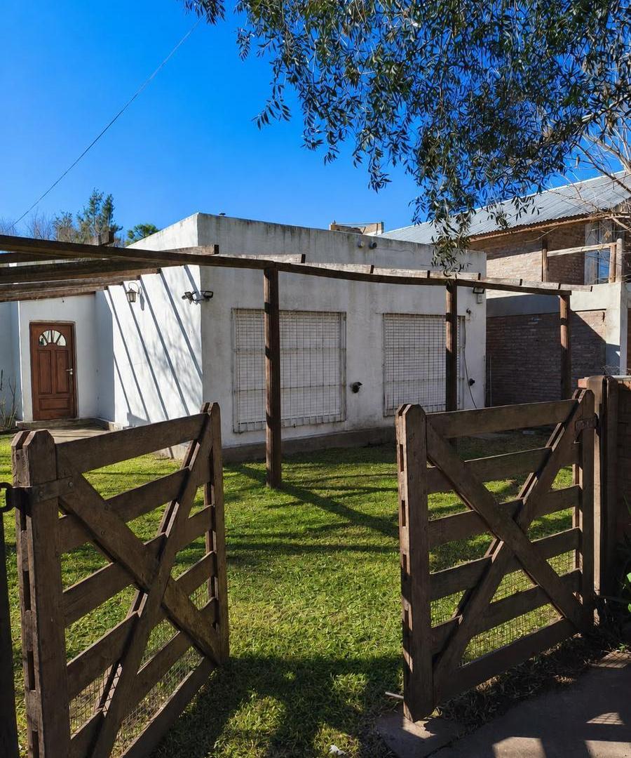Foto de Casa en venta sobre calle Maipú, Funes | 2 dormitorios | Terreno de 470, imagen 1