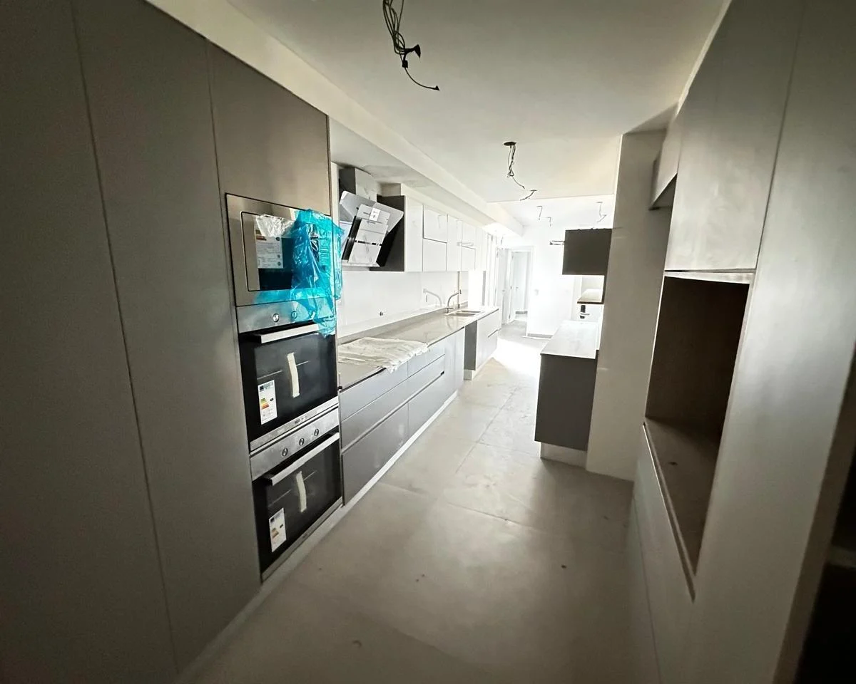 Hermoso Departamento a Estrenar - 4 Ambientes con Dependencia y Cochera Fija 4