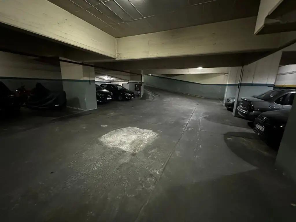 Hermoso Departamento 3 Ambientes - Contrafrente con Balcón Corrido - Luminoso 1