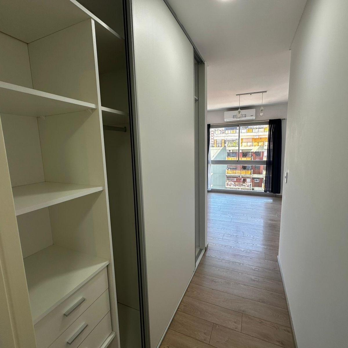 Hermoso Departamento 2 Ambientes con Balcon - Cochera Fija - Torre Dalla Fontana 5