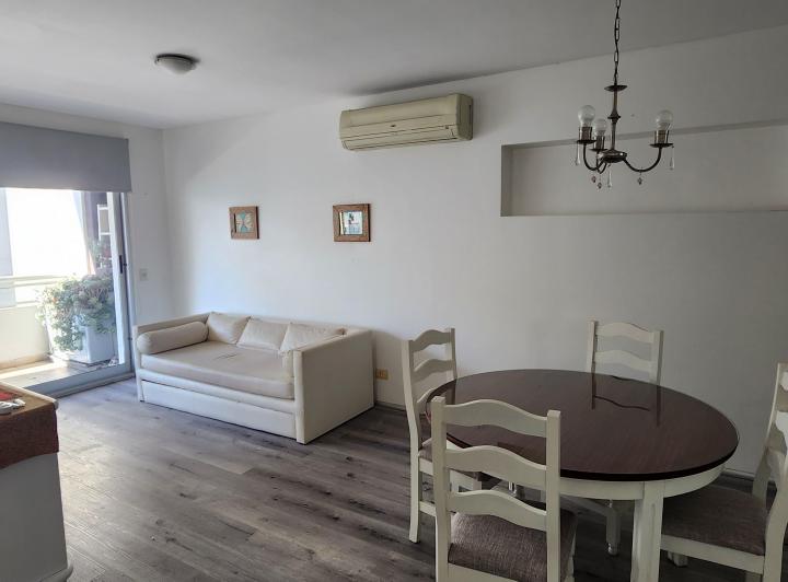HERMOSO DEPARTAMENTO 2 AMBIENTES AL CONTRAFRENTE CON BALCON Y COCHERA  1