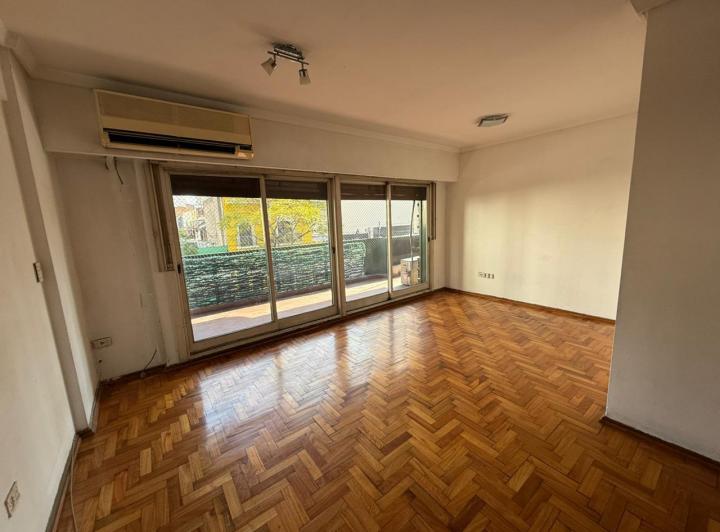 EXCELENTE DEPARTAMENTO 4 AMBIENTES CON DEPENDENCIA DE SERVICIO Y COCHERA 2