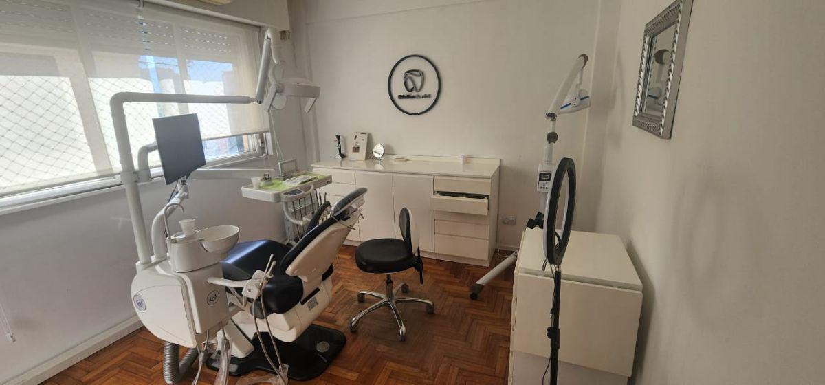 Foto de DEPARTAMENTO 2 AMBIENTES LUMINOSO - APTO PROFESIONAL, imagen 2