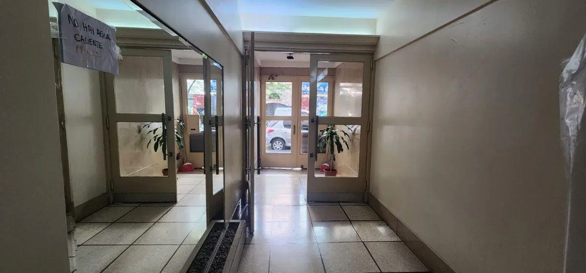 DEPARTAMENTO MONOAMBIENTE DIVISIBLE AL FRENTE - MUY LUMINOSO 4