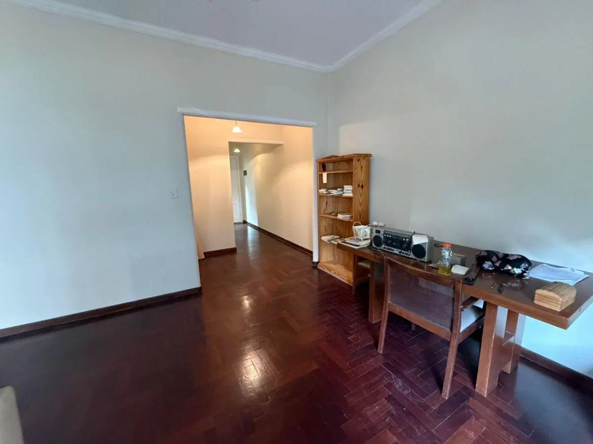 DEPARTAMENTO 3 AMBIENTES AL FRENTE CON BALCON CORRIDO 3