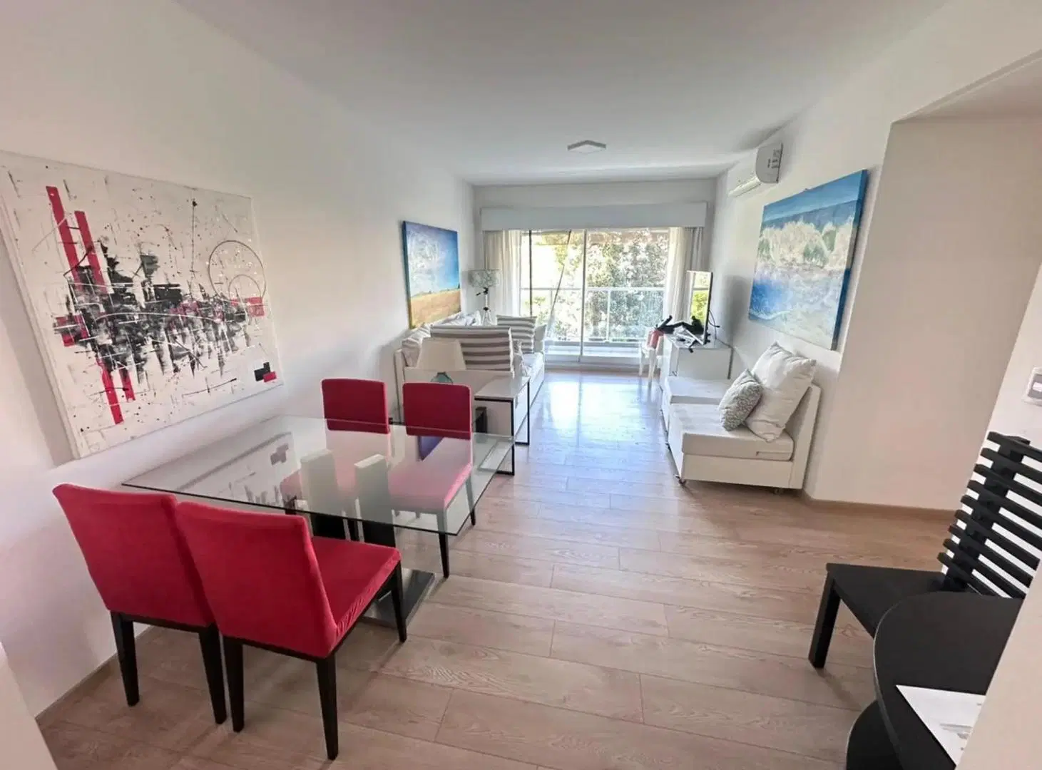 HERMOSO DEPARTAMENTO 3 AMBIENTES AL FRENTE CON BALCÓN - COCHERA FIJA Y BAULERA - TORRE DALLA FONTANA 4
