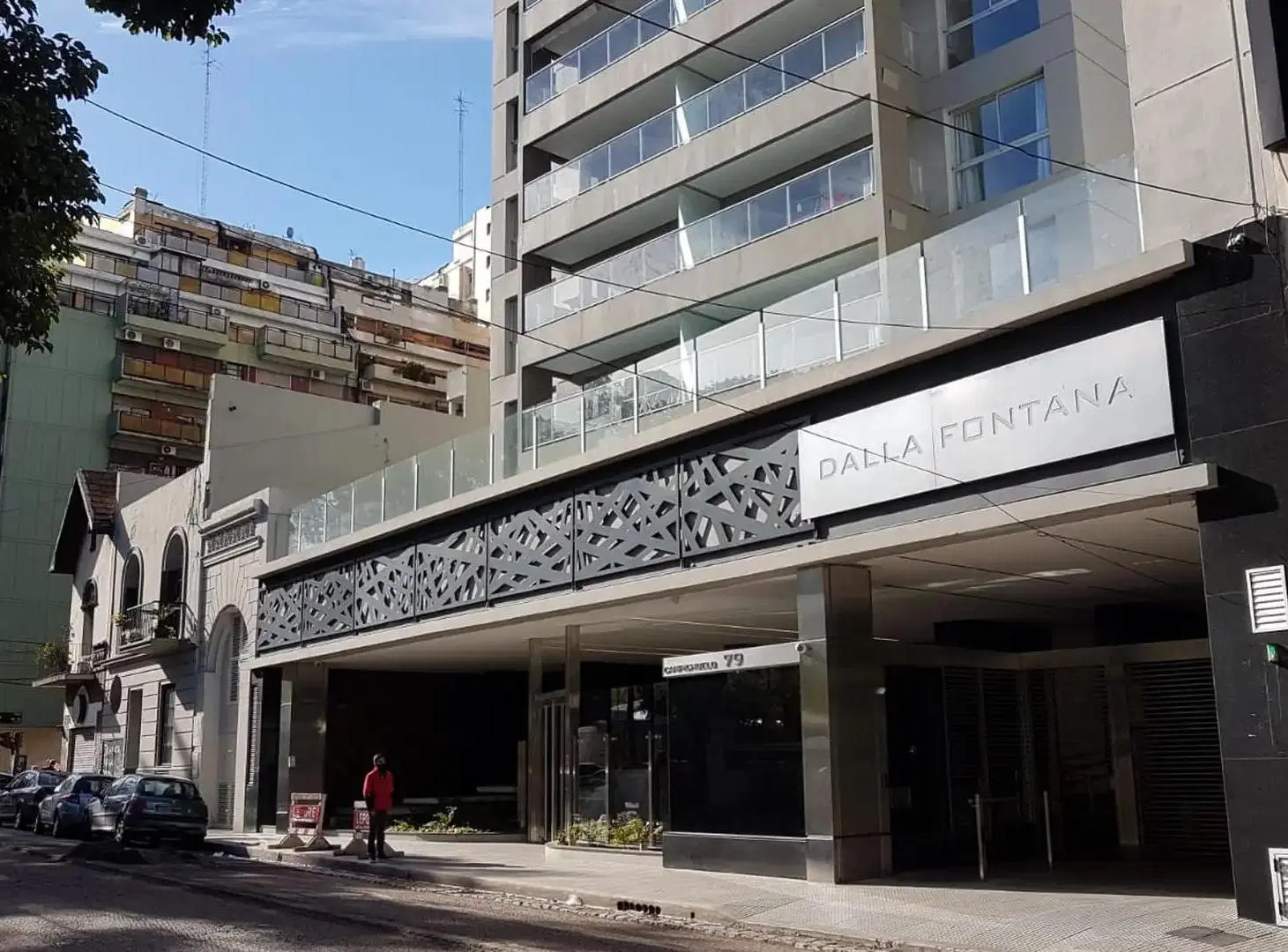 HERMOSO DEPARTAMENTO 3 AMBIENTES AL FRENTE CON BALCÓN - COCHERA FIJA Y BAULERA - TORRE DALLA FONTANA 1