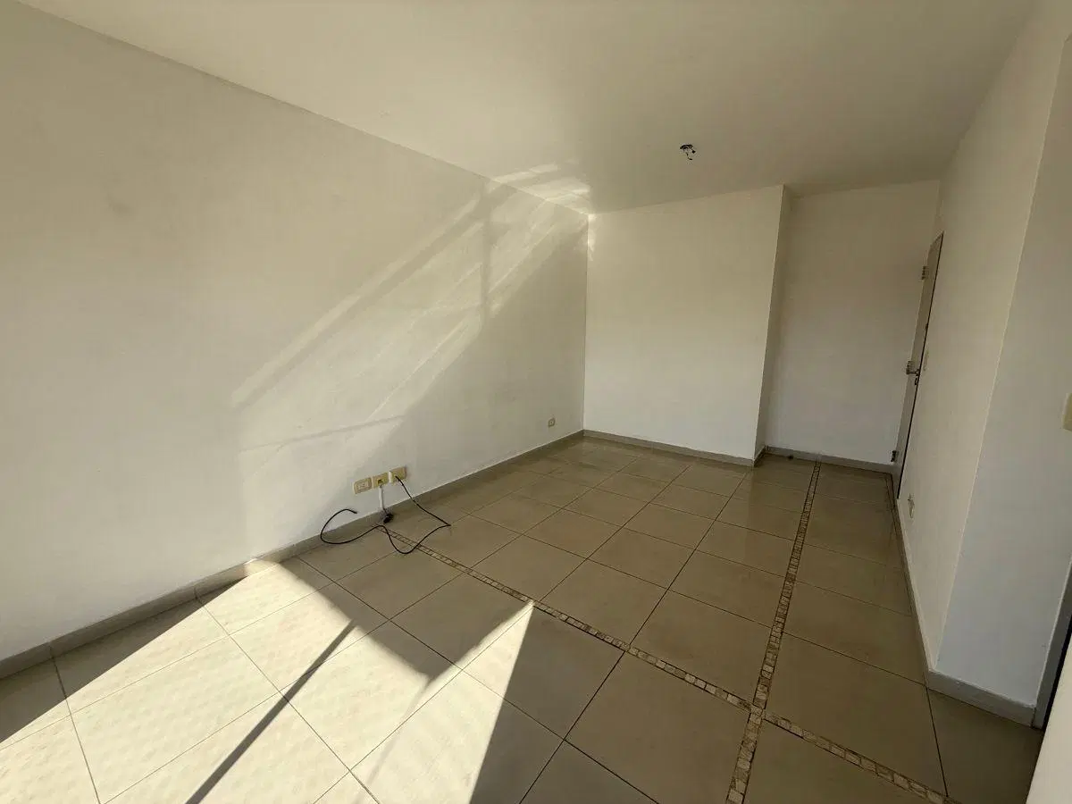 SEMIPISO 2 AMBIENTES AL CONTRAFRENTE CON BALCÓN - APTO PROFESIONAL 4