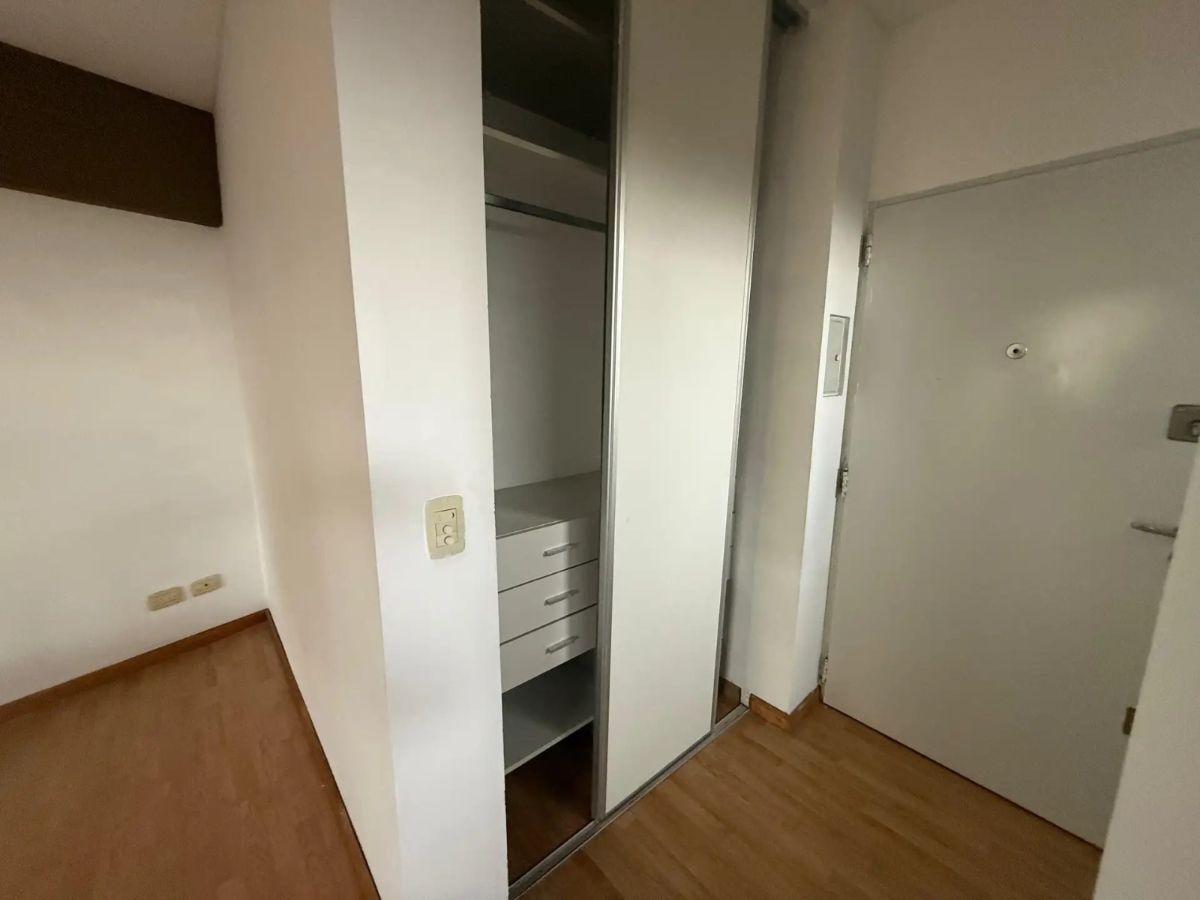 Foto de AMPLIO MONOAMBIENTE AL FRENTE CON BALCÓN Y ESPACIO GUARDACOCHE, imagen 5