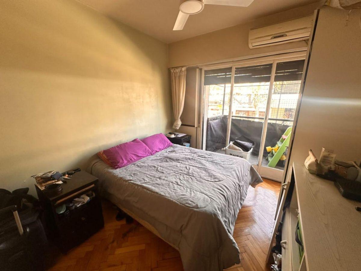 Foto de AMPLIO DEPARTAMENTO 5 AMBIENTES AL FRENTE CON BALCON CORRIDO - APTO, imagen 4