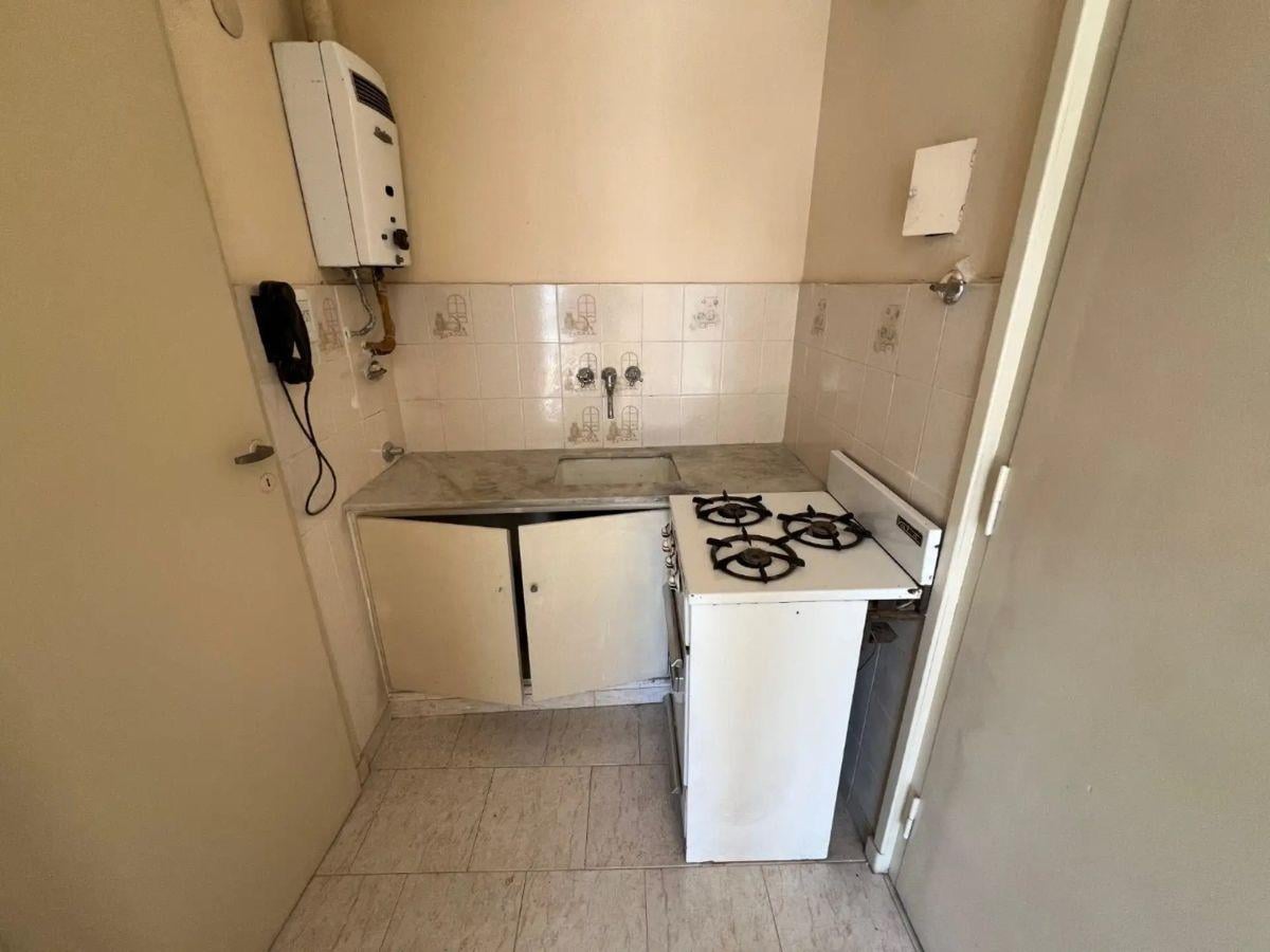 Foto de DEPARTAMENTO MONOAMBIENTE CON BALCÓN ATERRAZADO, imagen 2