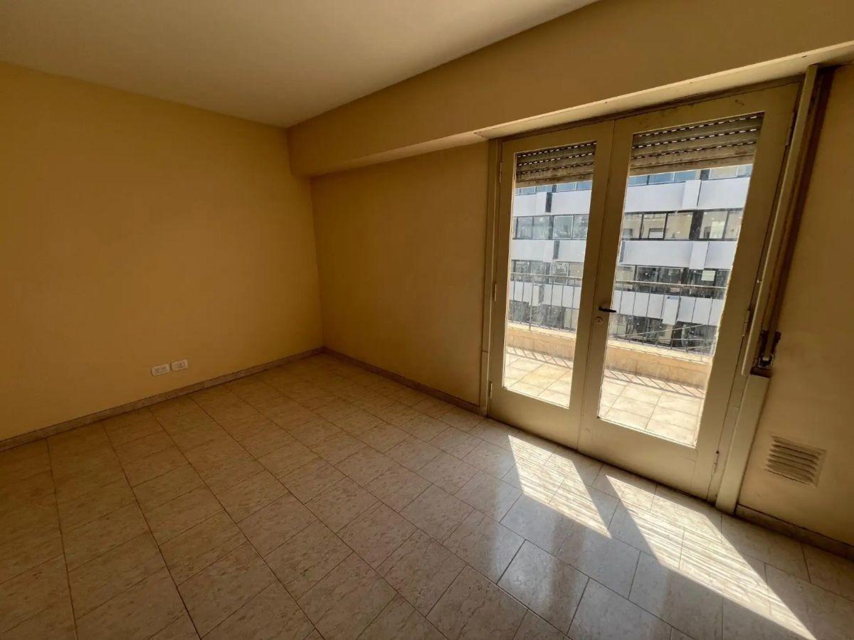 Foto de DEPARTAMENTO MONOAMBIENTE CON BALCÓN ATERRAZADO, imagen 1