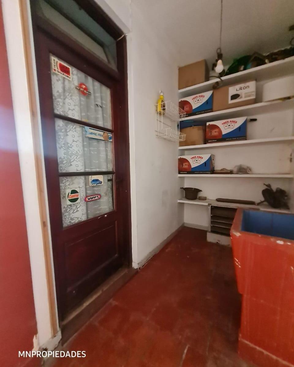 Excelente E Imperdible Esquina en Venta 2