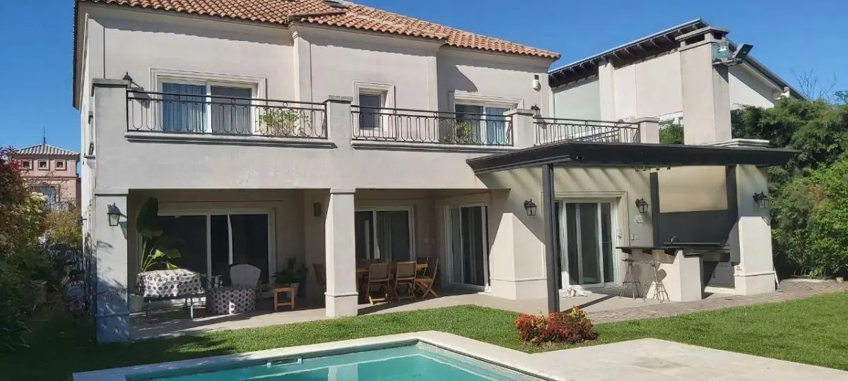 Alquiler Anual 4 Dorm+ play+ gran ático, Barrio Cerrado Greenlands 1