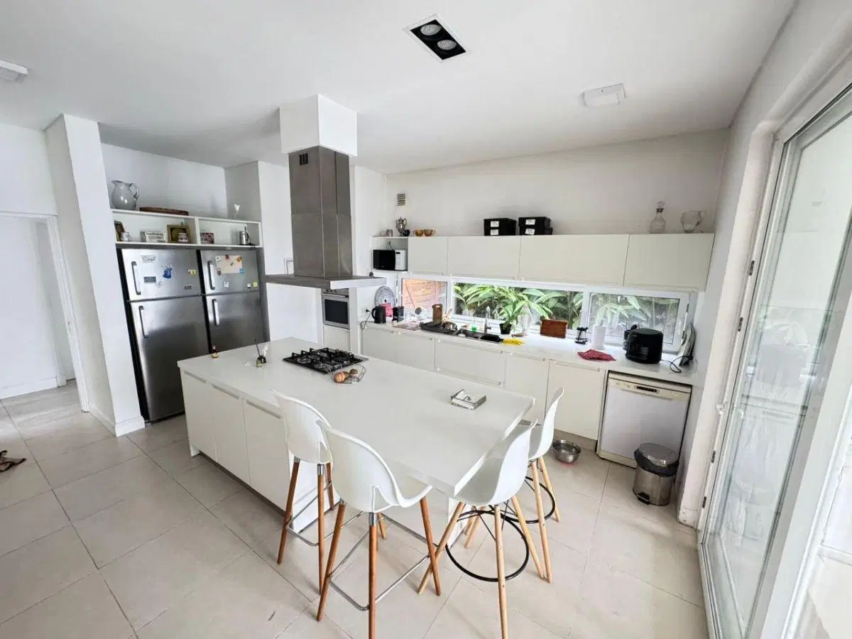 Excelente Casa en Alquiler Anual a la laguna, IMPECABLE! 8
