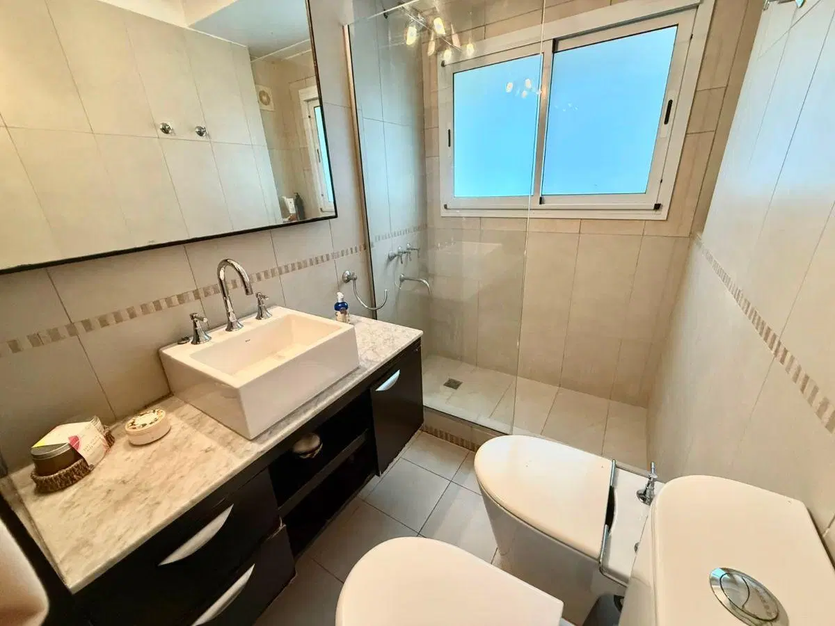 ALQUILER – EXCLUSIVO PISO DE 3 AMBIENTES CON COCHERA – LAS CAÑITAS / PALERMO 2