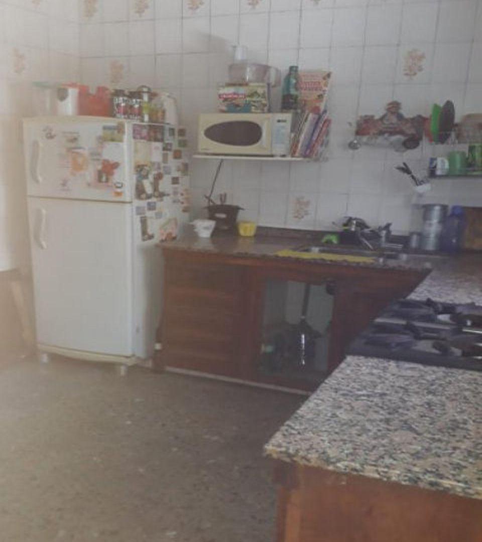 Foto de Casa VENTA 4 Ambientes + Monoambiente Independiente + patio y garage, imagen 2