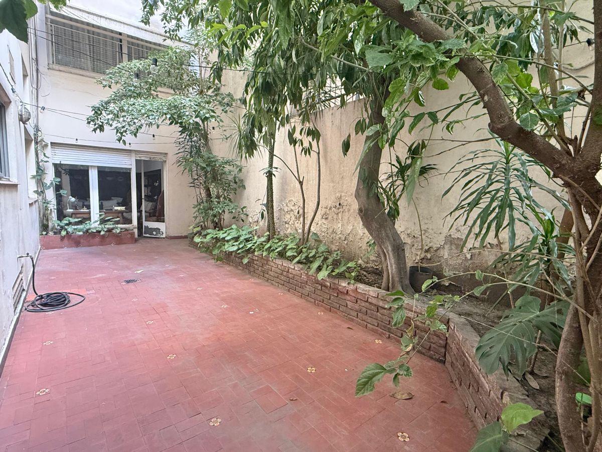 Foto de VENTA SEMIPISO DPTO P.B. TIPO CASA 3 DORMIT , PATIO/JARDIN QUINCHO, imagen 3