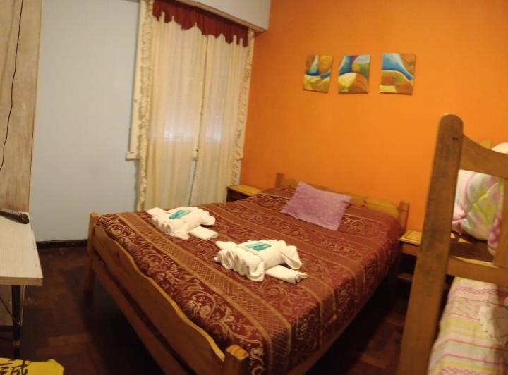 Hotel en venta - 9 habitaciones - Mitre y Moreno 3