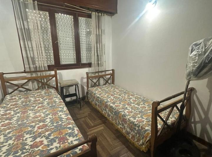 Casa 4 ambientes - en alquiler Juan B. Justo y Chile 2
