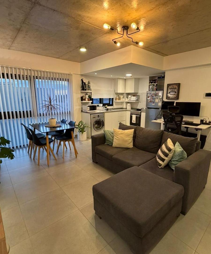Departamento en venta - 2 ambientes contrafrente vista parcial al mar