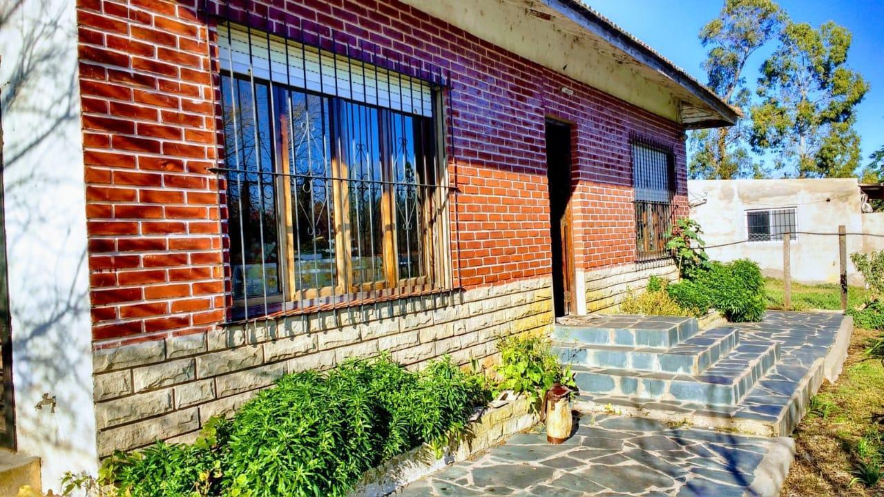Casa en venta - Charlet 3 ambientes - Barrio El Paraíso