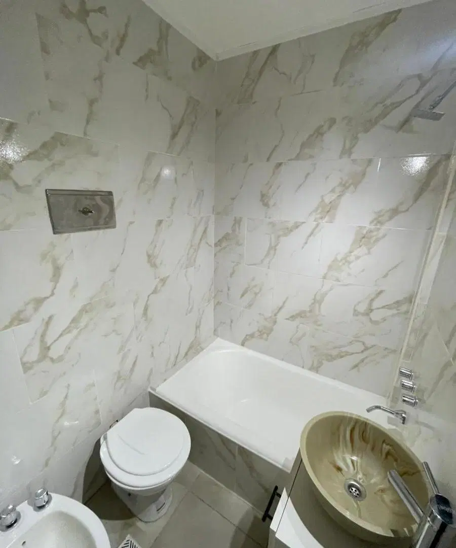 Venta departamento de 1 ambiente al frente con balcón saliente 4