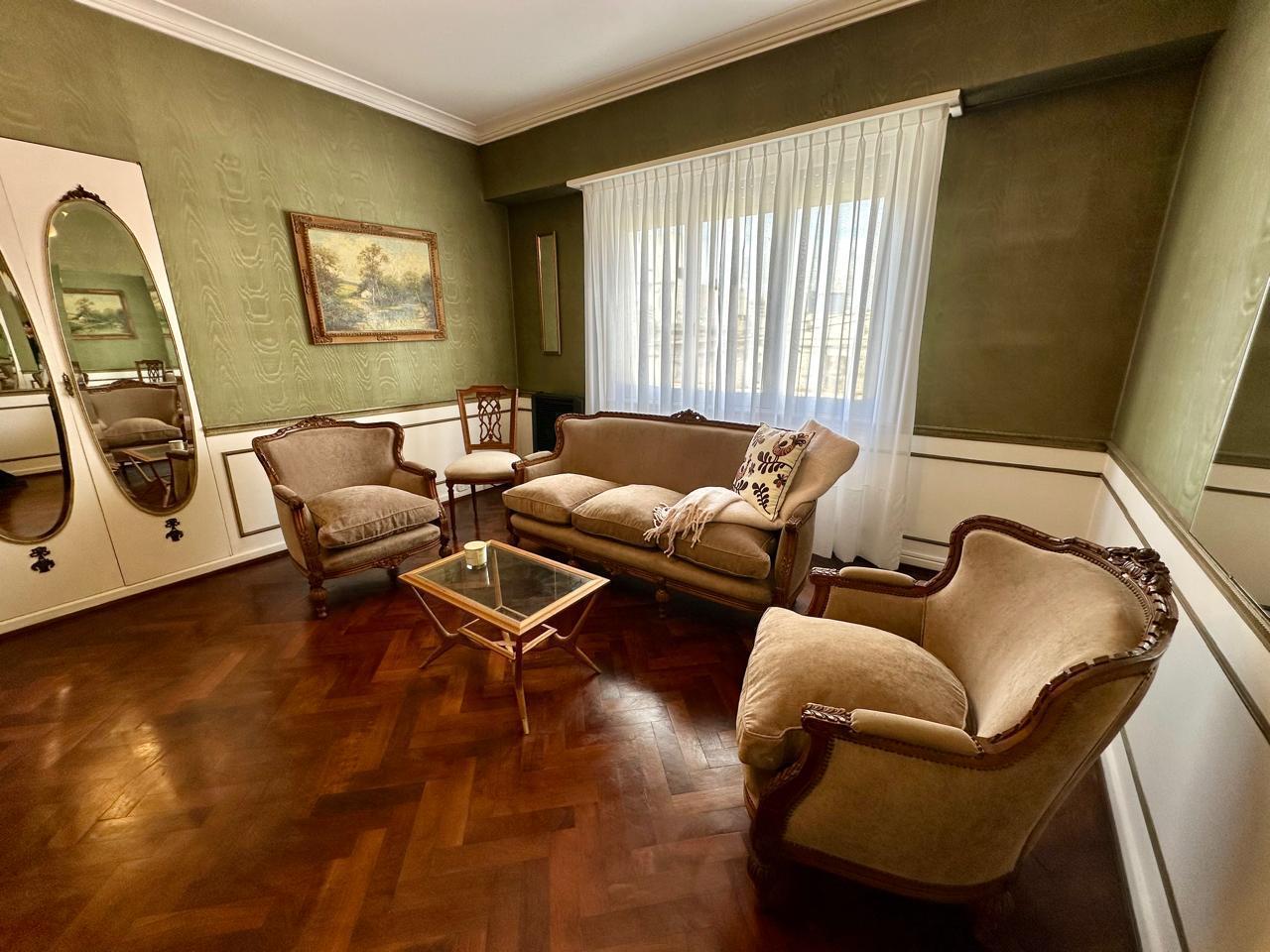 Venta departamento 3 ambientes con dependencia al contrafrente abierto y baulera