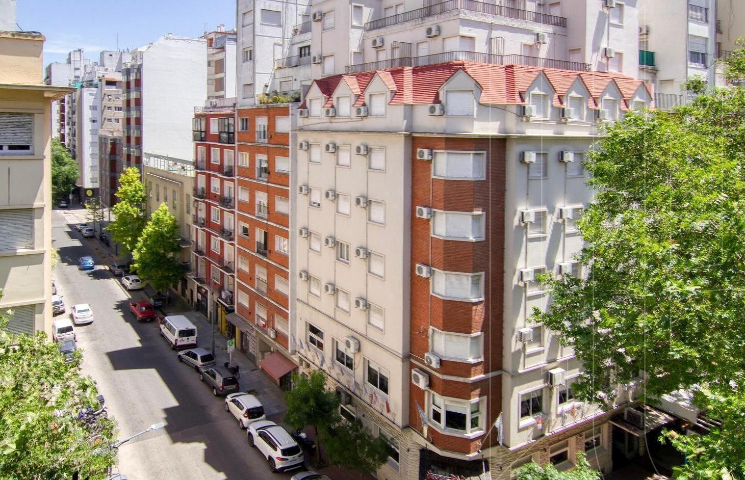 Venta departamento 2 ambientes al frente reciclado