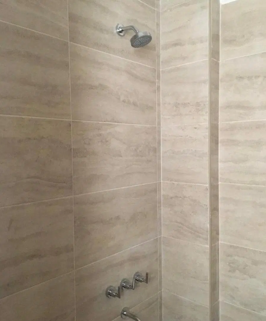 Venta departamento 2 ambientes invertido al frente con balcón | Zona Güemes 2