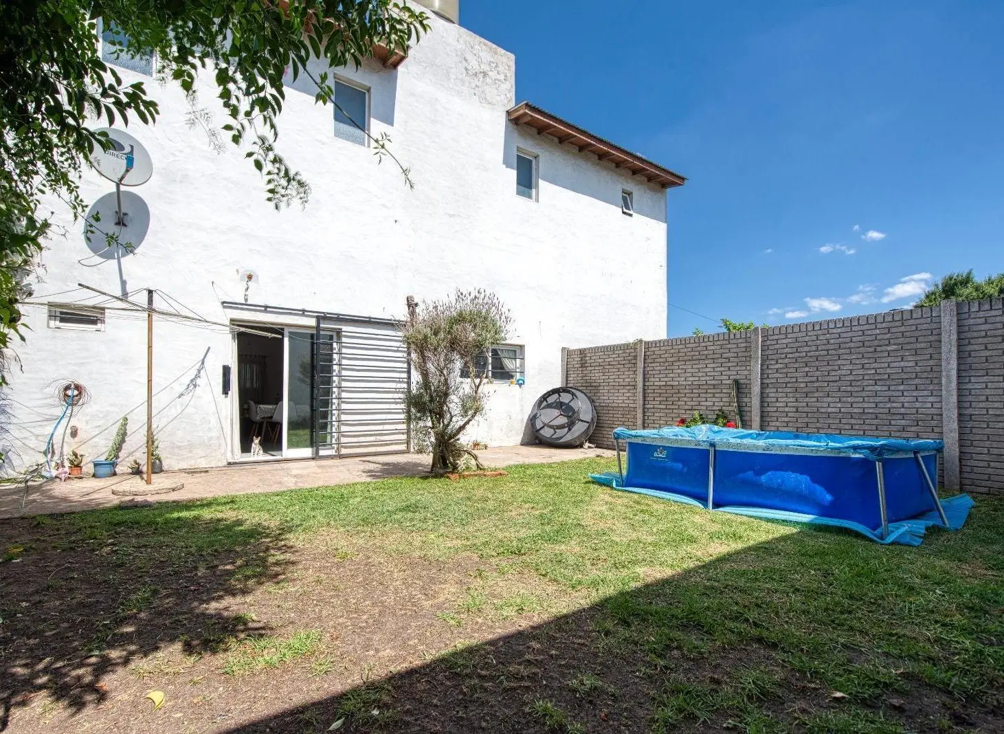 Venta PH 4 ambientes al frente con parque propio y entrada independiente 4
