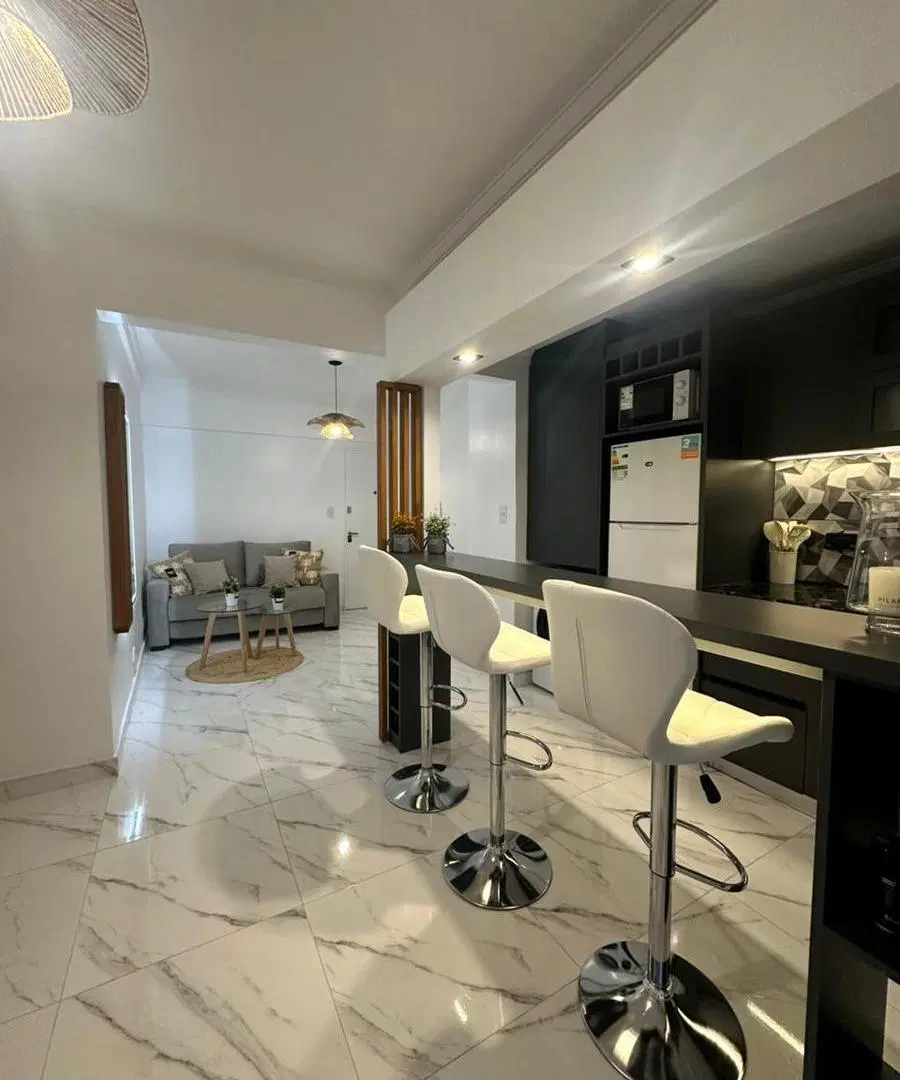 VENTA- AMBIENTE Y MEDIO- PLAZA MITRE- AL FRENTE- RECICLADO-AMOBLADO-EQUIPADO-!!!UNICO !!!epartamento 4