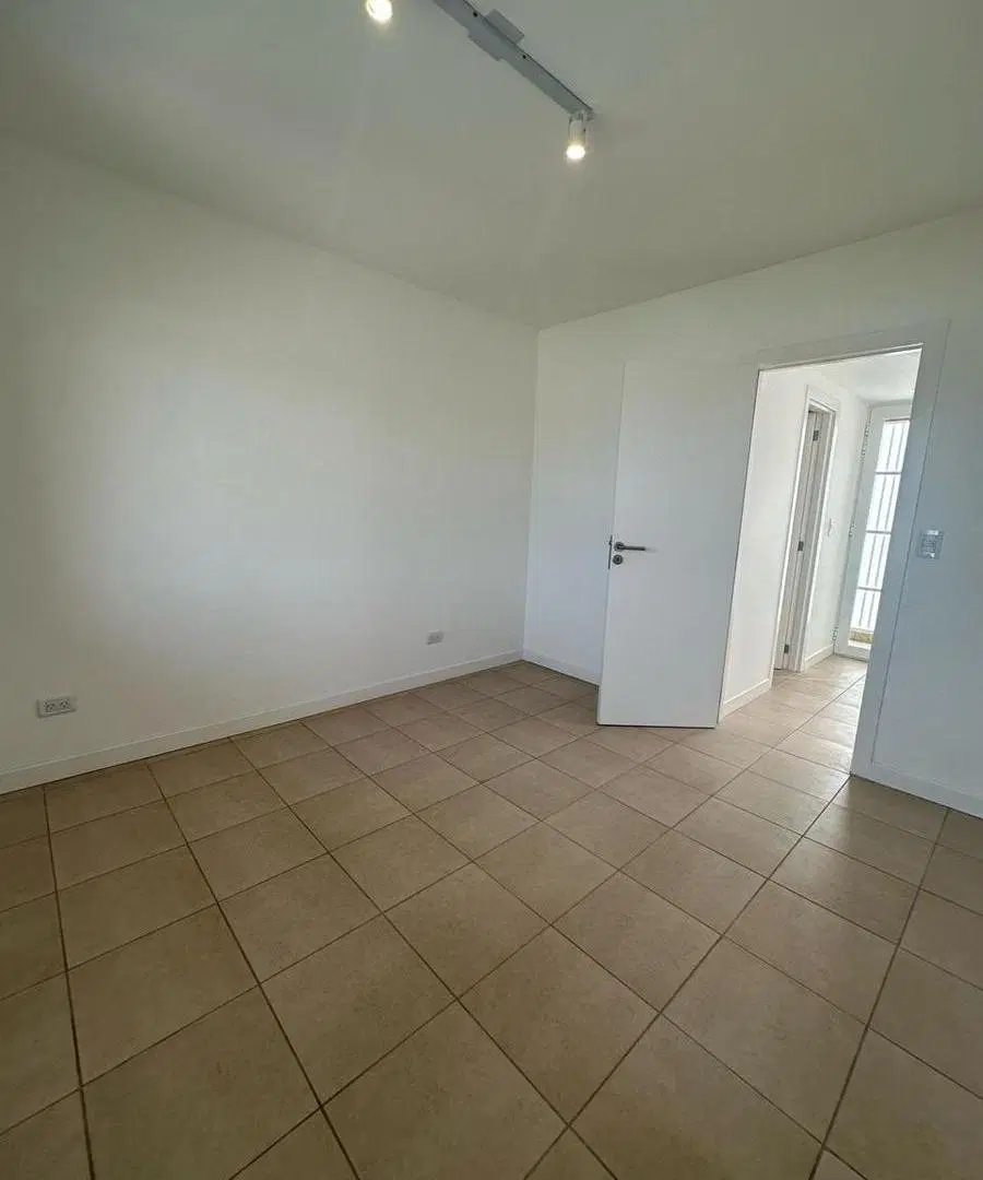 Duplex - 2 amb con balcón, 1 de mayo al 200 Villa Primera - Cocheras - a estrenar 8
