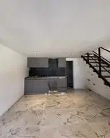Venta PH de 2 ambientes al frente 1