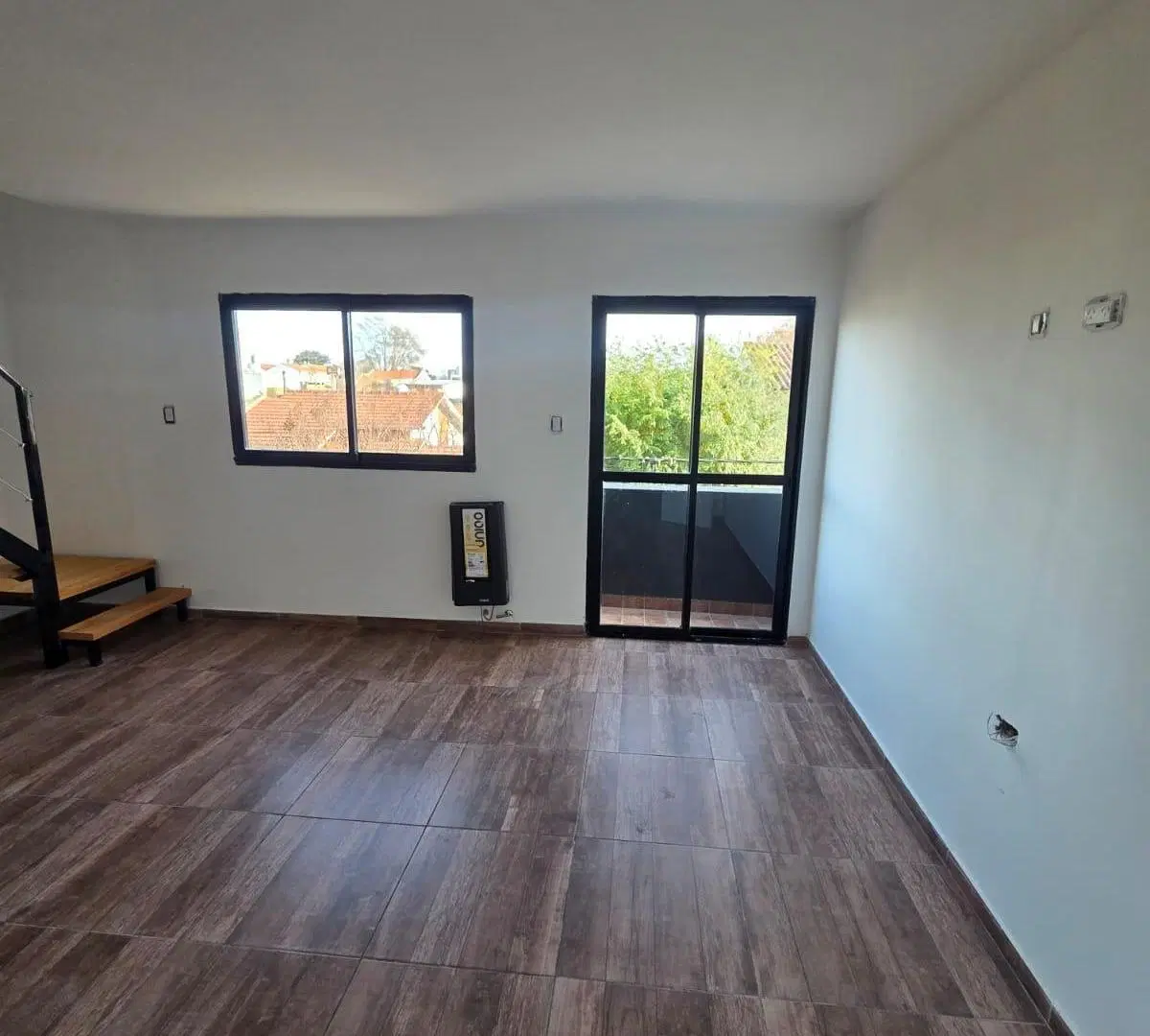 VENTA DEPARTAMENTO EN PH DE 3 AMBIENTES AL FRENTE CON BALCÓN Y PATIO PROPIO 3