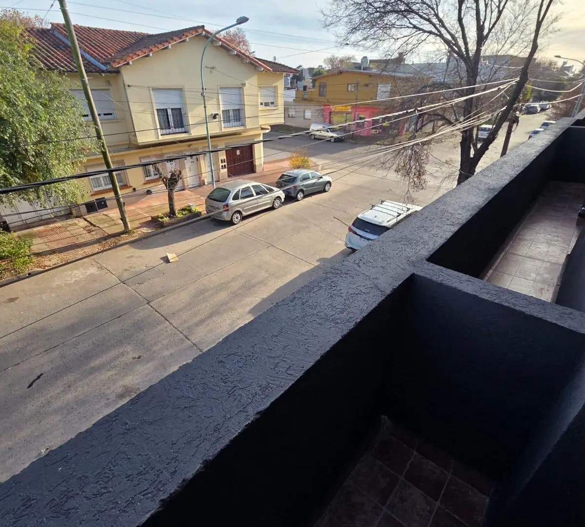VENTA DEPARTAMENTO EN PH DE 3 AMBIENTES AL FRENTE CON BALCÓN Y PATIO PROPIO 1