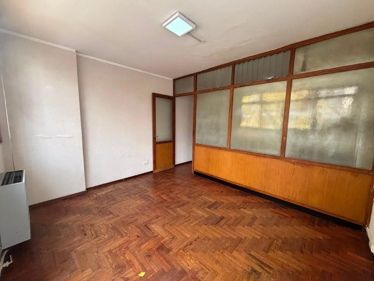 VENTA OFICINA AL FRENTE – Zona Centro, a metros de Plaza Mitre 2
