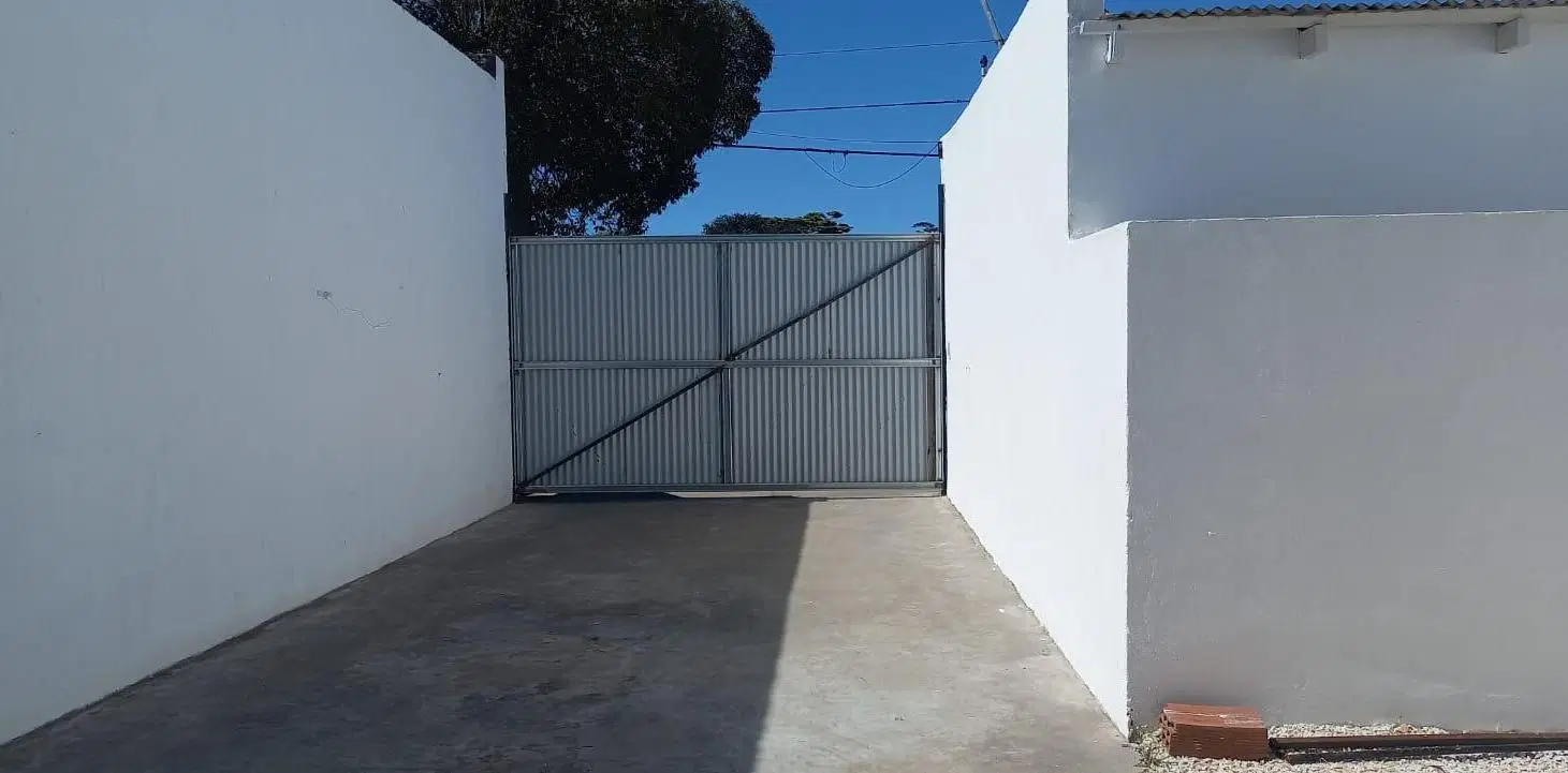 VENTA GALPÓN + LOCAL SOBRE AVENIDA ALIÓ 1