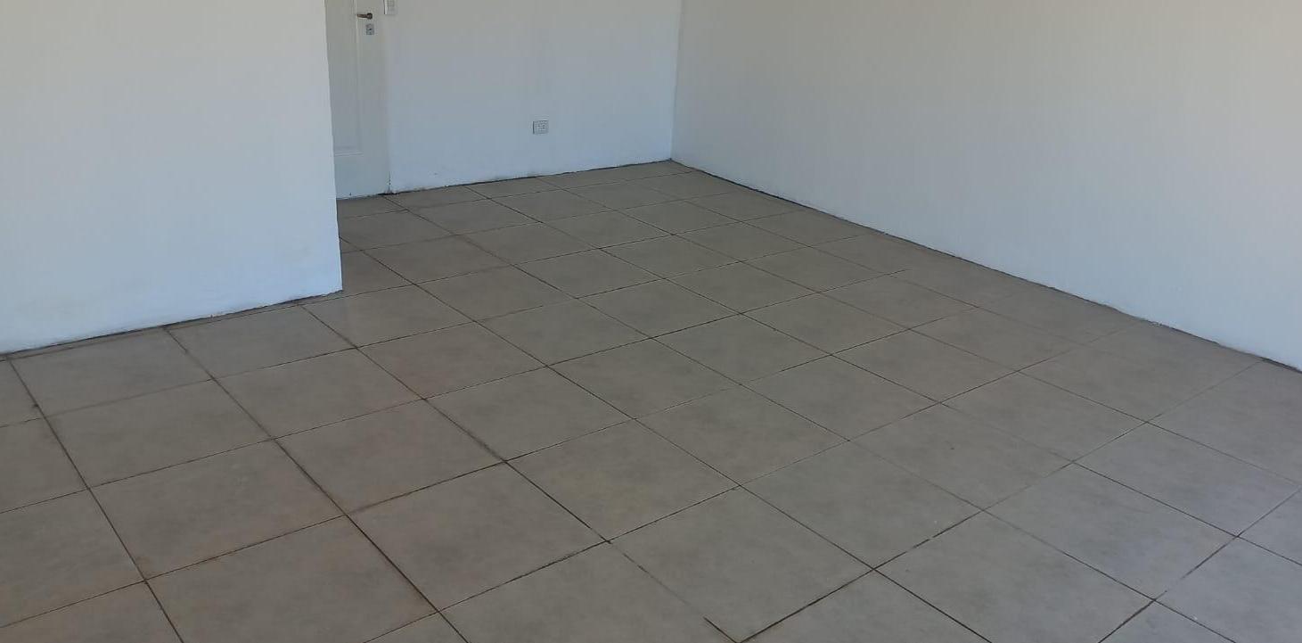 Foto de VENTA GALPÓN + LOCAL SOBRE AVENIDA ALIÓ, imagen 4