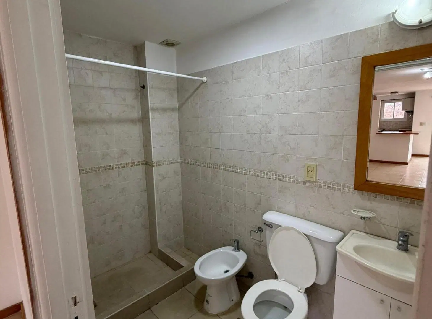Alquiler Departamento monoambiente excelente ubicación! 3