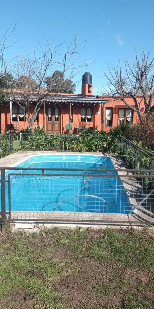 Vendo Chalet 3 Ambientes Acceso a Sierra de Los Padres - Amplio Parque con Piscina 2