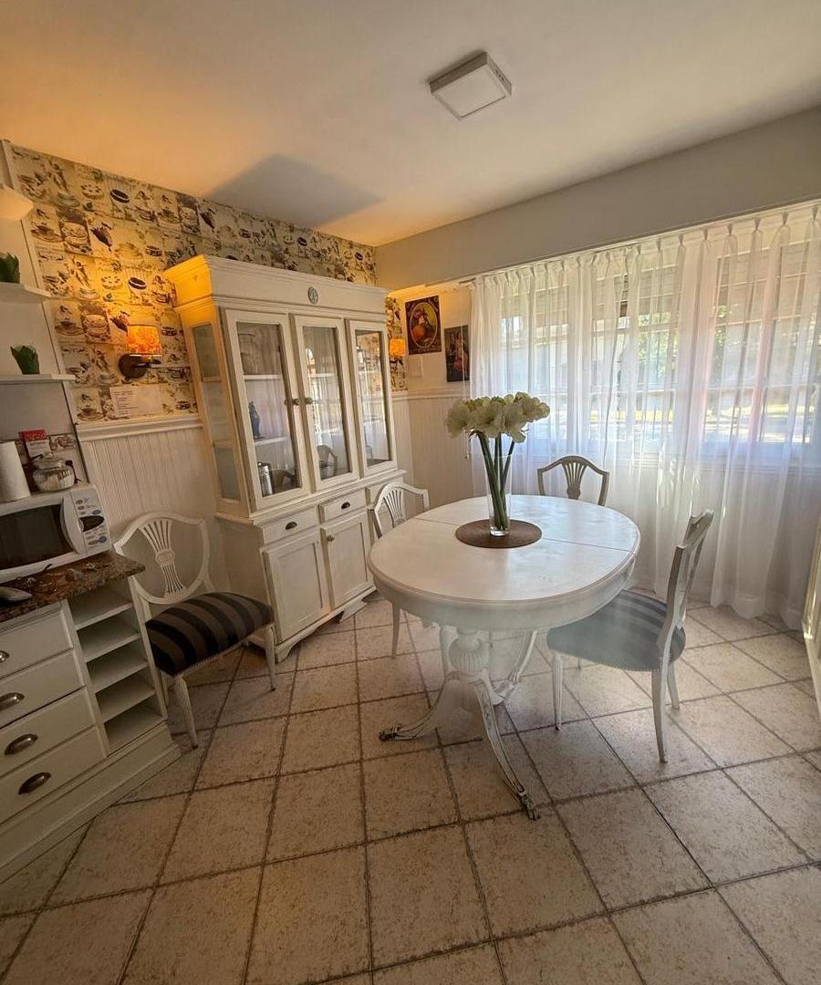 Foto de Casa en Venta - 5 Ambientes - Patio y Pileta de Fibra de Vidrio, imagen 4