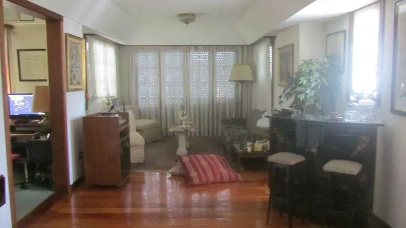 Venta Gran Quincho de Mas de 100 M, un Lote de Parque con Piscina 3
