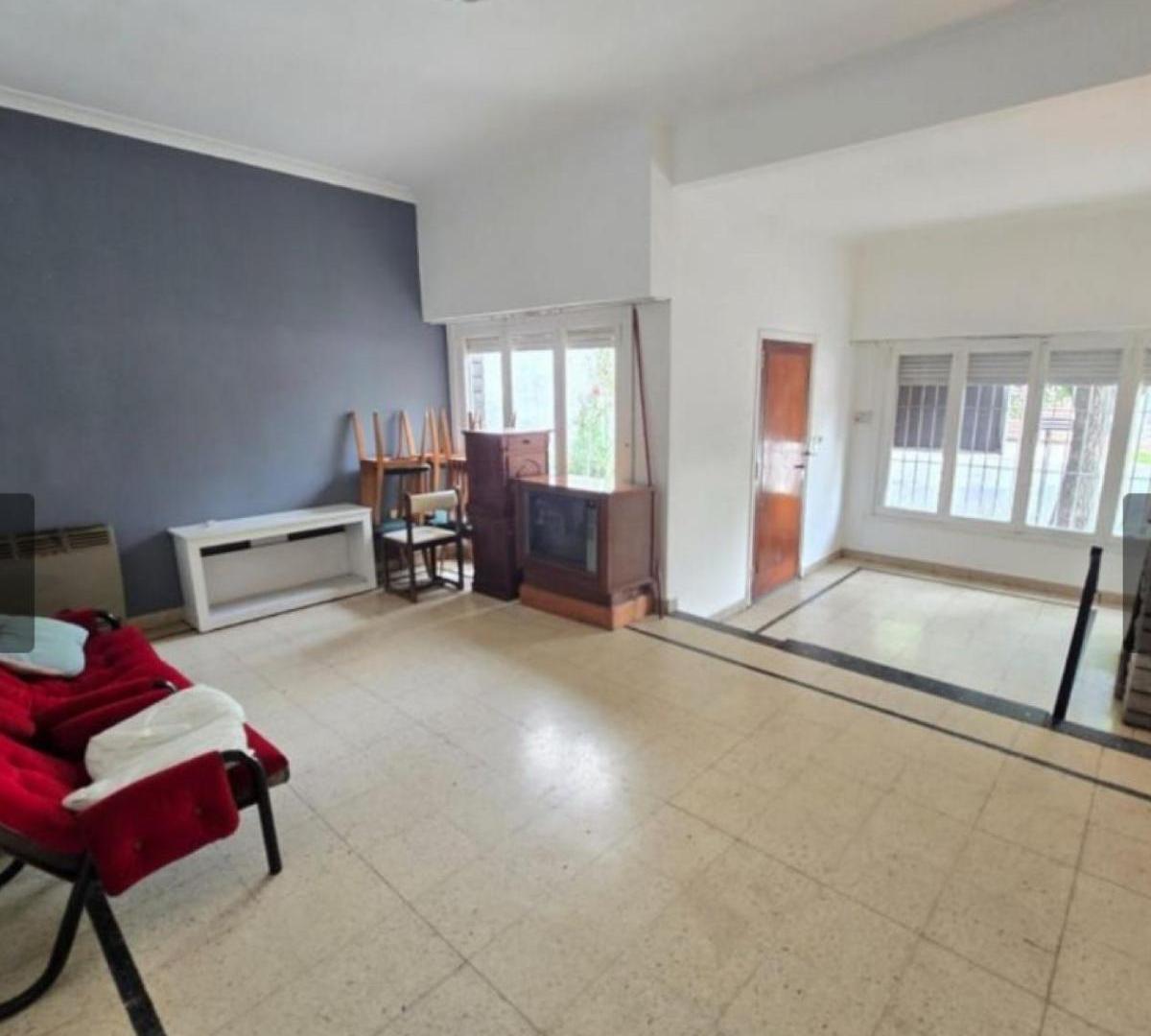 Foto de Casa 4 Ambientes con 2 Baños Sobre Lote Propio, imagen 3
