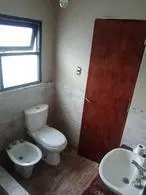 VENDO CASA 4 AMBIENTES MAS DEPARTAMENTO EN BARRIO BOSQUE ALEGRE 5