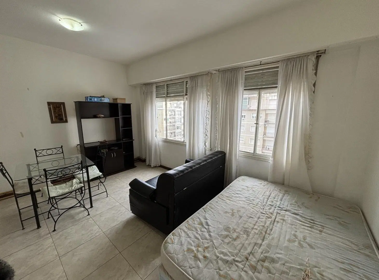 VENTA DEPARTAMENTO DE UN AMBIENTE AL LATERAL CON VISTA ABIERTA. Zona Centro, Mar del Plata. 5