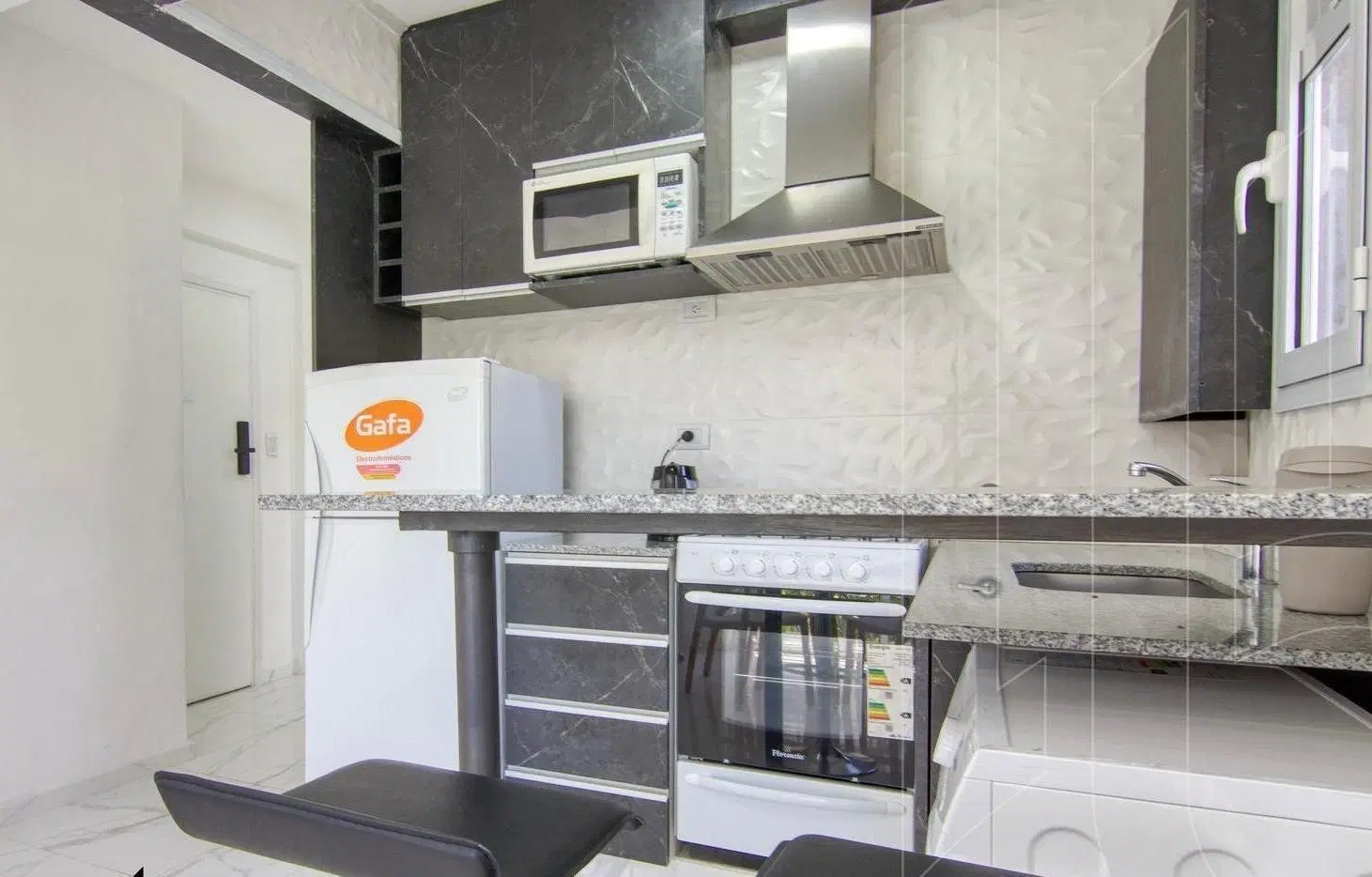 VENTA DEPARTAMENTO 2 AMBIENTES AL FRENTE TODO EXTERNO 2