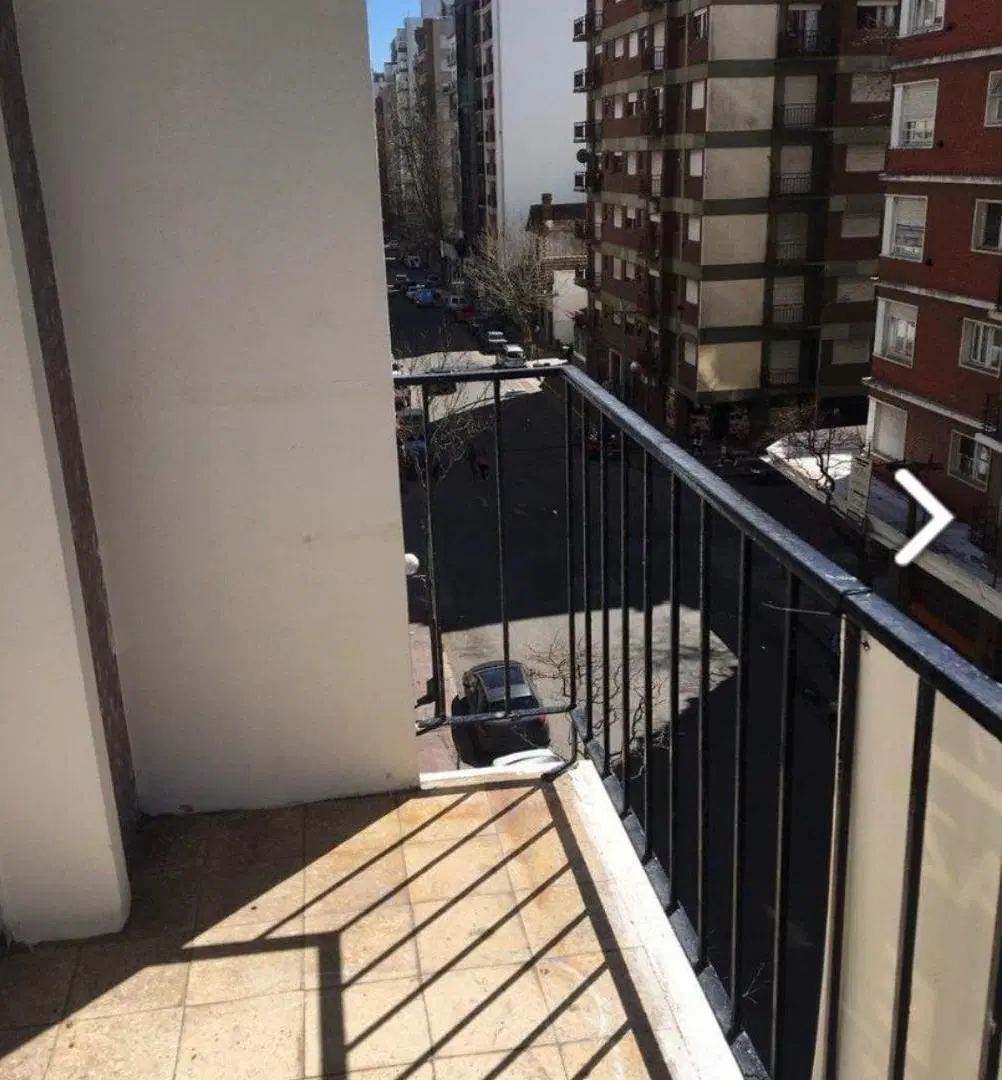 VENTA DEPARTAMENTO 2 AMBIENTES INVERTIDO AL FRENTE CON BALCÓN | ZONA GÜEMES 3