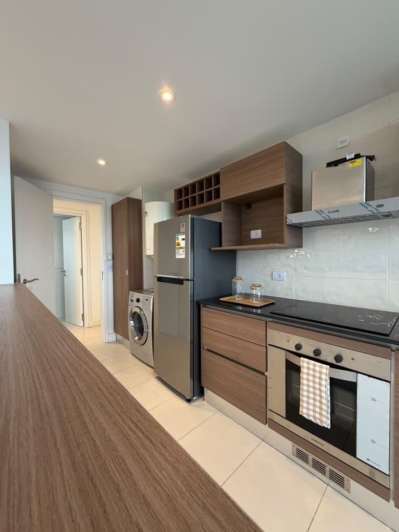 Foto de VENTA DEPARTAMENTO 2 AMBIENTES EN EDIFICIO NOVECCENTO | VISTA PLENA AL, imagen 2