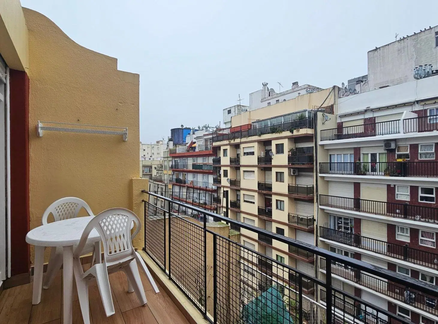 VENTA DEPARTAMENTO DE 1 AMBIENTE AL FRENTE CON BALCÓN TERRAZA 3